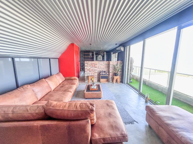 5 Bedroom Property for Sale in Dolphin Beach Western Cape